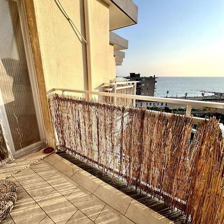 Casa Solymar Lägenhet Vallecrosia Exteriör bild
